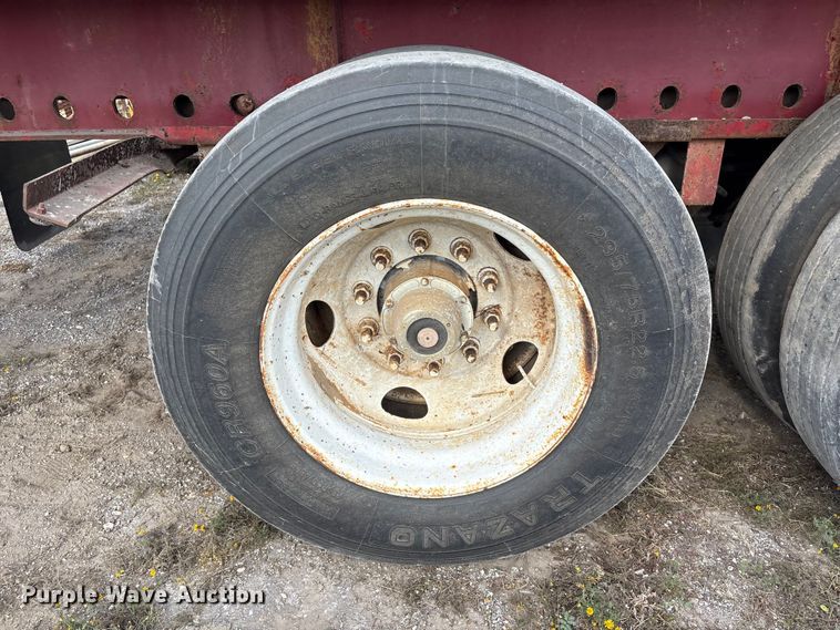 image for item EA7108 1996 Transcraft TL2000 S2 flatbed trailer