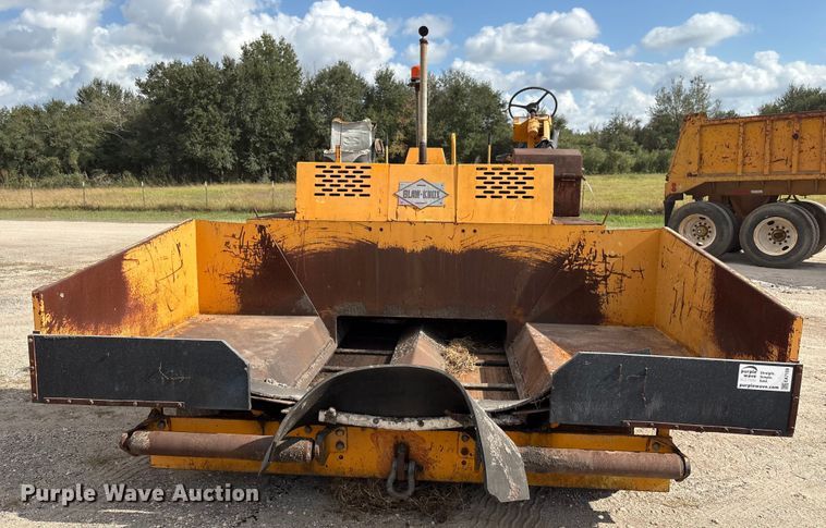 image for item EA7109 1997 Blaw-Knox PF-150 paver