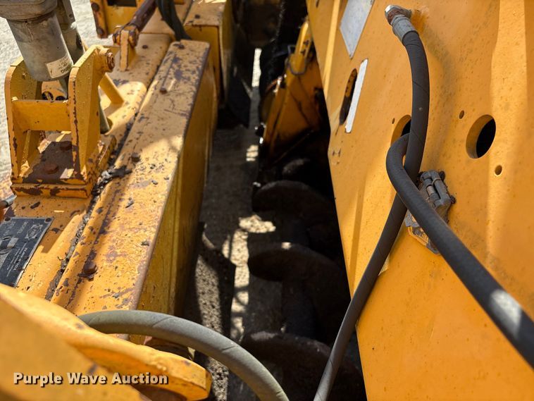 image for item EA7109 1997 Blaw-Knox PF-150 paver