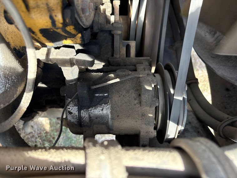 image for item EA7110 1992 White GMC WG Series dump truck