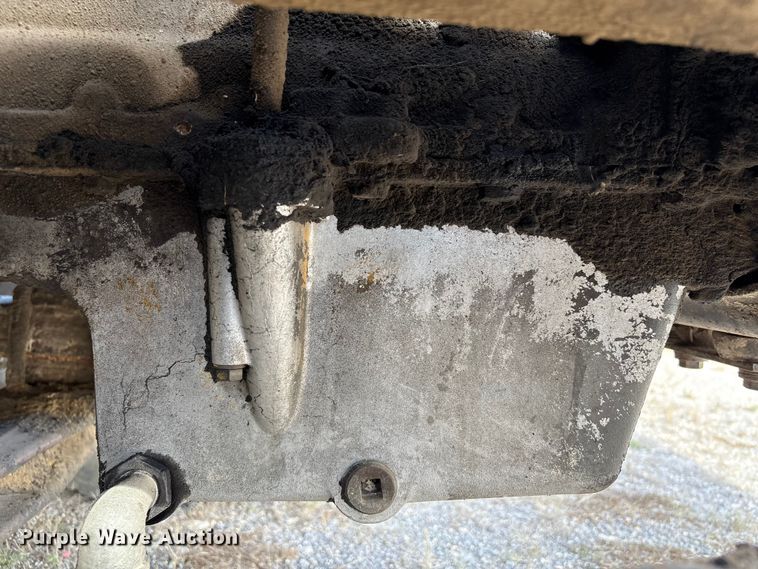 image for item EA7110 1992 White GMC WG Series dump truck