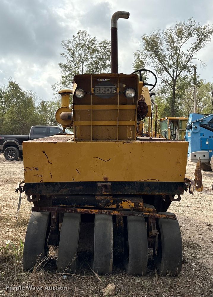 image for item EA7112 Ingersoll Rand PT-250R pneumatic roller