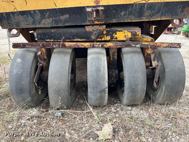 image for item EA7112 Ingersoll Rand PT-250R pneumatic roller