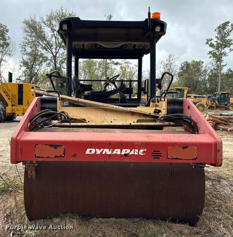 image for item EA7113 Dynapac CC624HF double drum vibratory roller