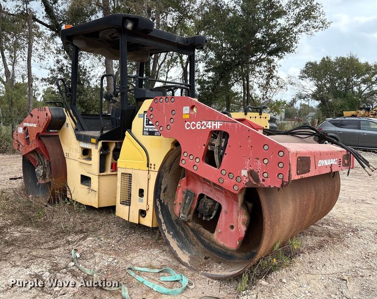 image for item EA7113 Dynapac CC624HF double drum vibratory roller