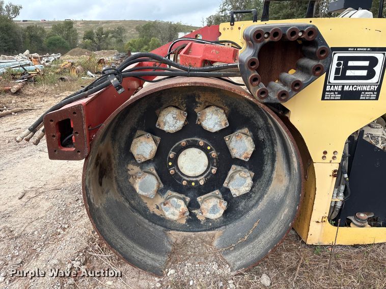 image for item EA7113 Dynapac CC624HF double drum vibratory roller