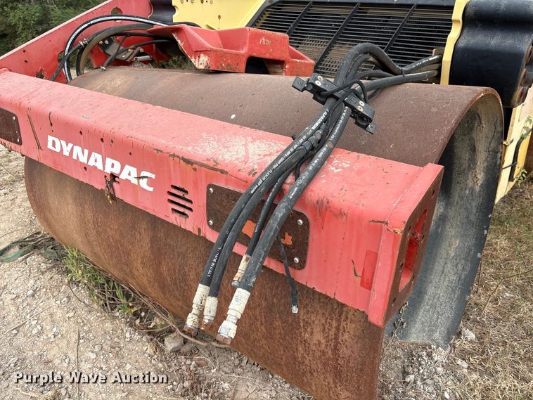 image for item EA7113 Dynapac CC624HF double drum vibratory roller