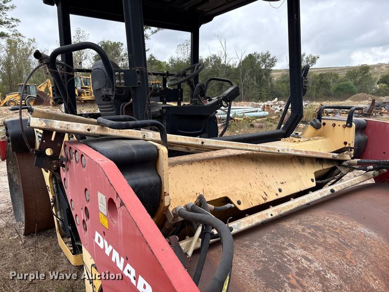 image for item EA7113 Dynapac CC624HF double drum vibratory roller