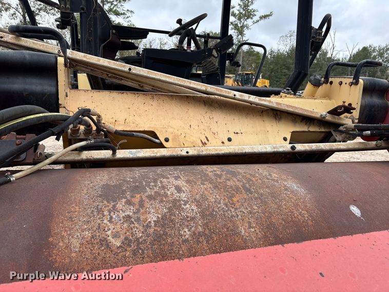 image for item EA7113 Dynapac CC624HF double drum vibratory roller