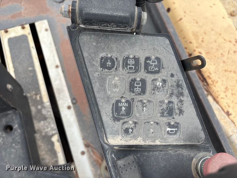 image for item EA7113 Dynapac CC624HF double drum vibratory roller