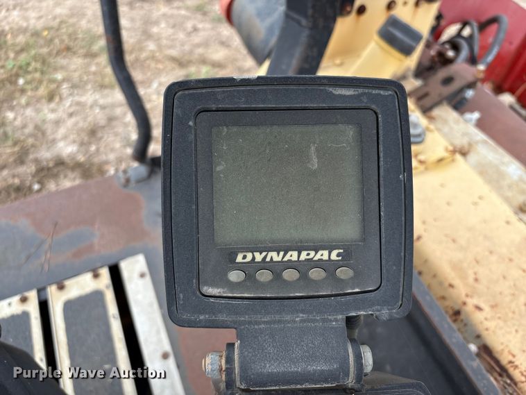 image for item EA7113 Dynapac CC624HF double drum vibratory roller