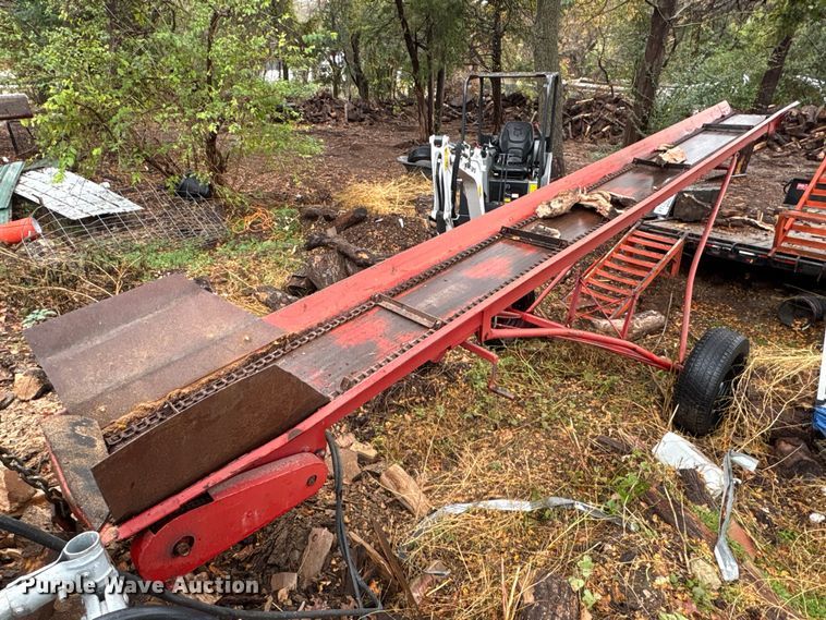 image for item EA7115 Hesston sawmill