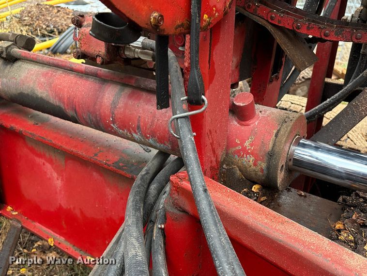 image for item EA7115 Hesston sawmill