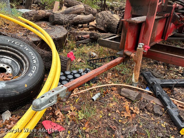 image for item EA7115 Hesston sawmill