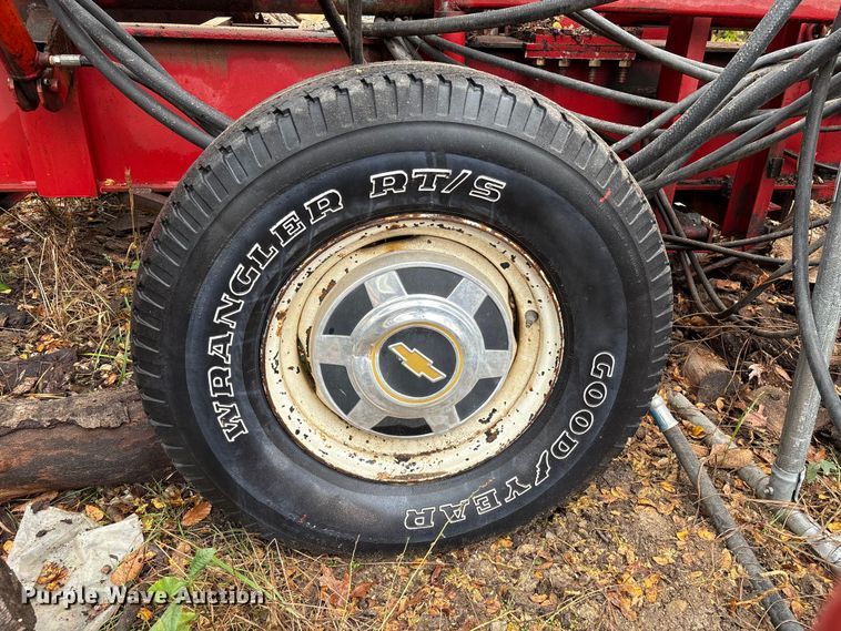 image for item EA7115 Hesston sawmill