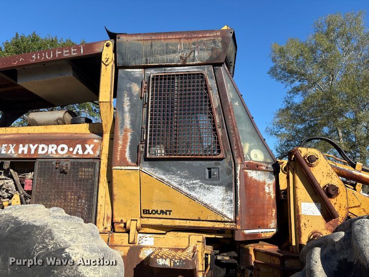 image for item EA7124 1999 Hydro-Ax 411EX feller buncher