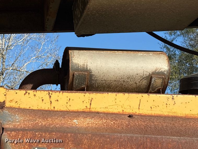 image for item EA7124 1999 Hydro-Ax 411EX feller buncher