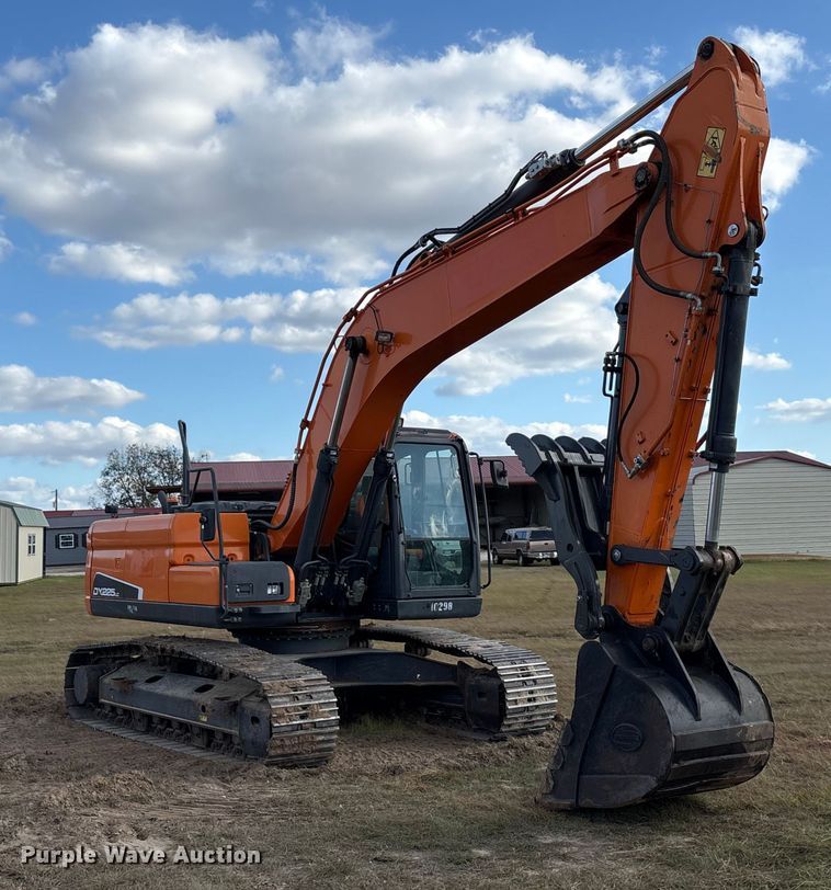 EXCAVADORA 2021 DOOSAN DX225LC