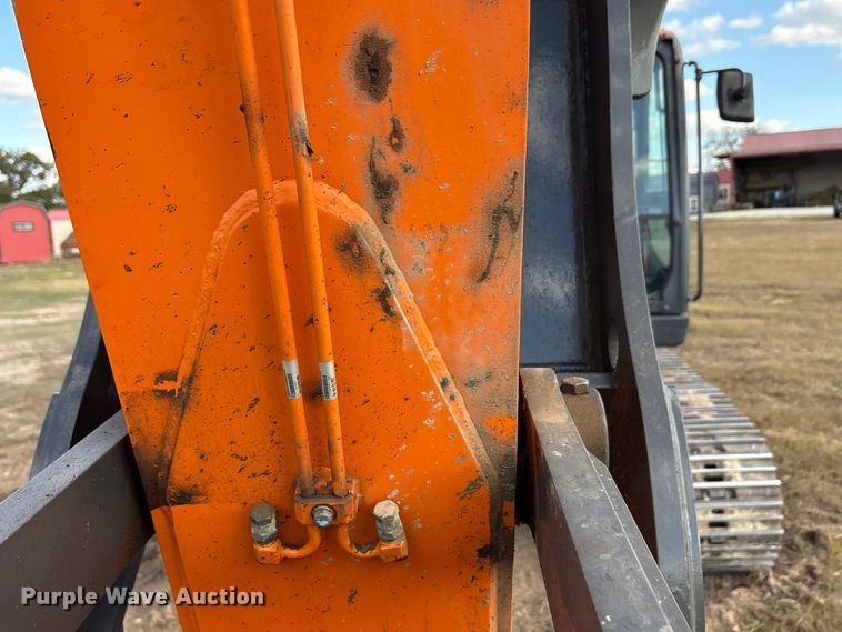 image for item EA7745 2021 Doosan DX225LC excavator