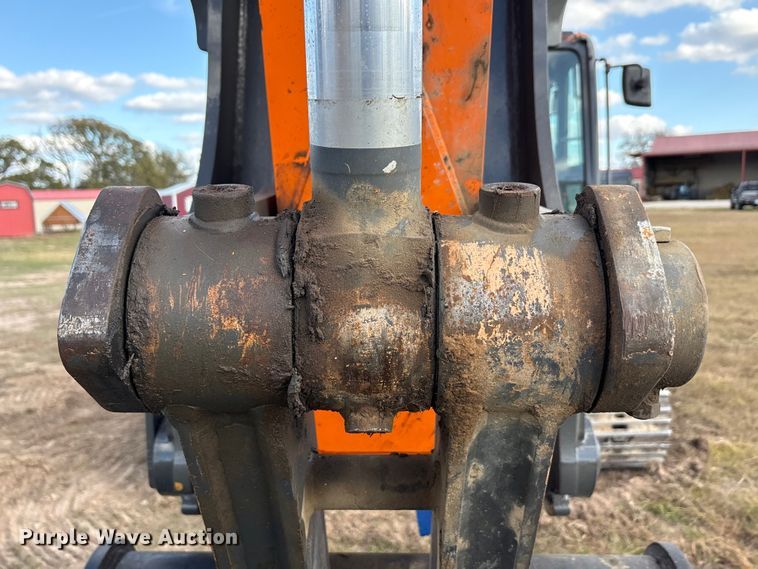 image for item EA7745 2021 Doosan DX225LC excavator