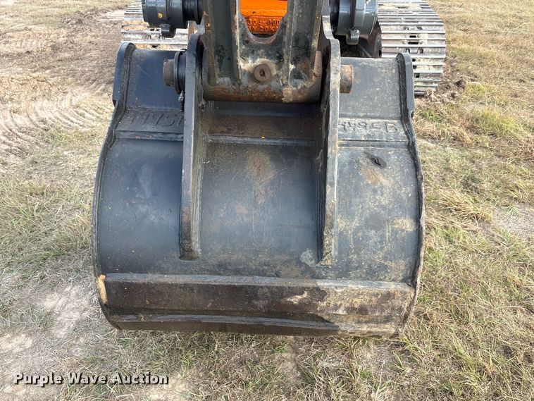 image for item EA7745 2021 Doosan DX225LC excavator