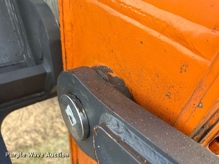 image for item EA7745 2021 Doosan DX225LC excavator