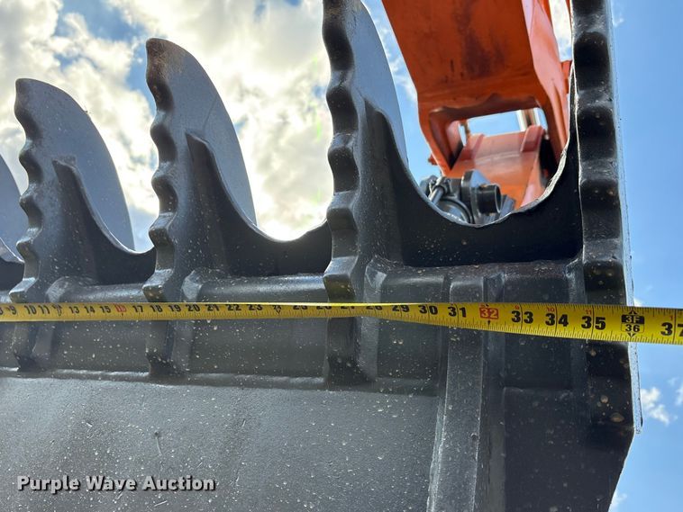 image for item EA7745 2021 Doosan DX225LC excavator