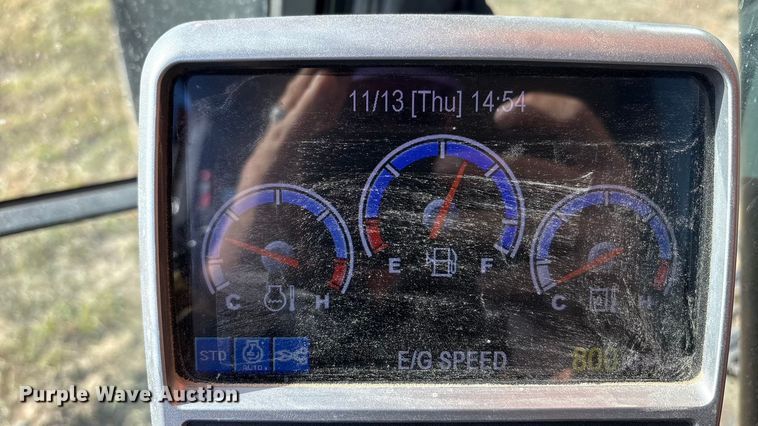 image for item EA7745 2021 Doosan DX225LC excavator