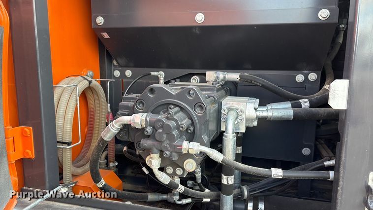 image for item EA7745 2021 Doosan DX225LC excavator