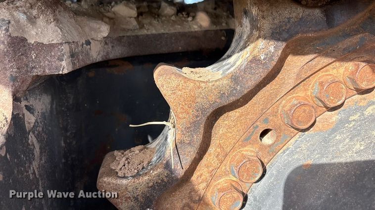 image for item EA7745 2021 Doosan DX225LC excavator