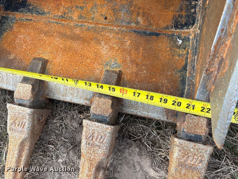 image for item EA7746 2022 Kubota KX080-4 mini excavator