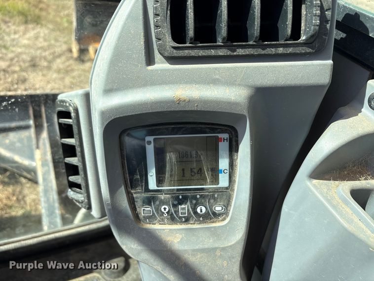 image for item EA7746 2022 Kubota KX080-4 mini excavator