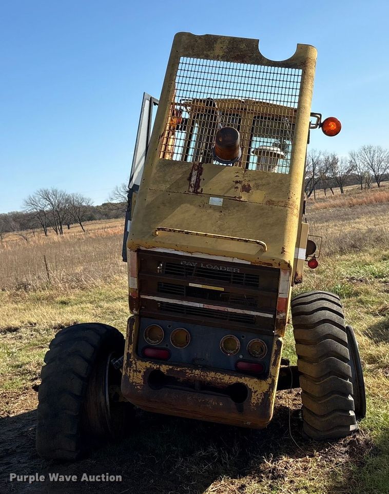 image for item EA7785 Dresser wheel loader