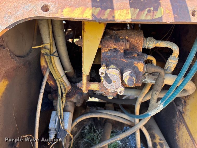 image for item EA7785 Dresser wheel loader