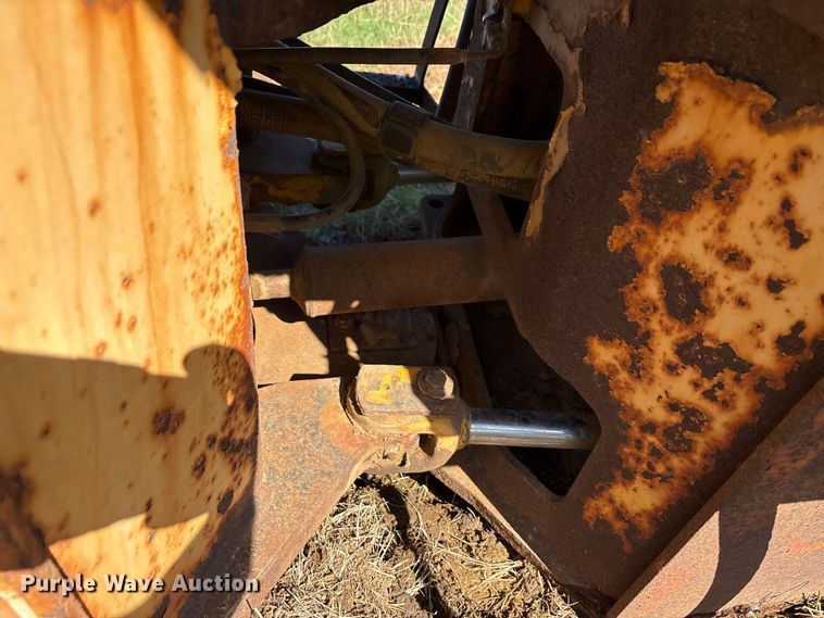 image for item EA7785 Dresser wheel loader