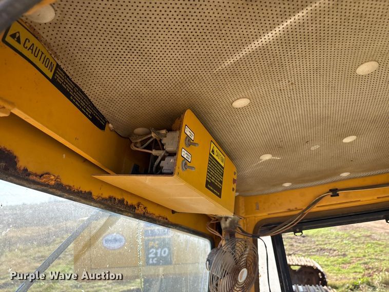 image for item EA7785 Dresser wheel loader