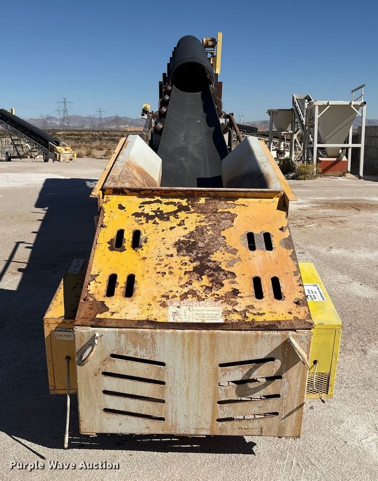 image for item EA7971 2017 TCI 30 X 60 RDS radial stacking conveyor