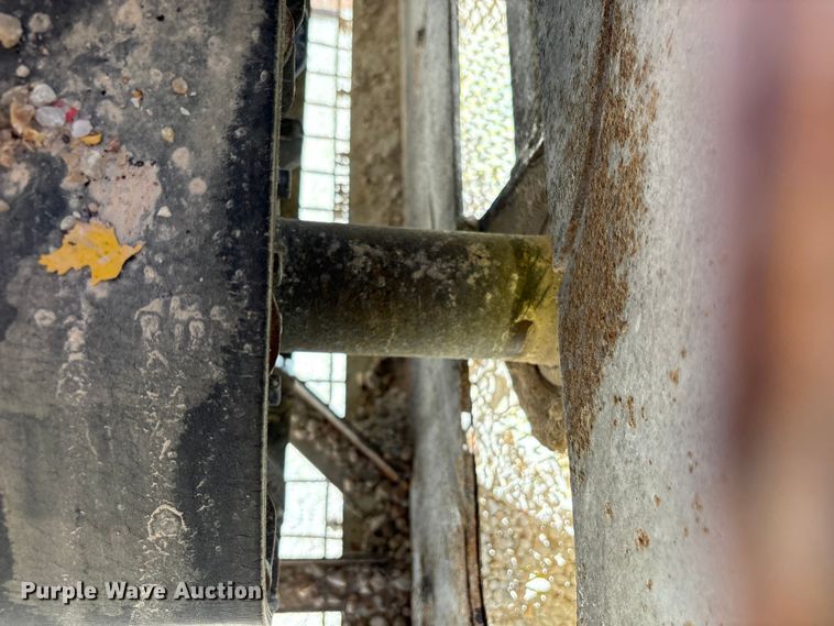 image for item EA7971 2017 TCI 30 X 60 RDS radial stacking conveyor