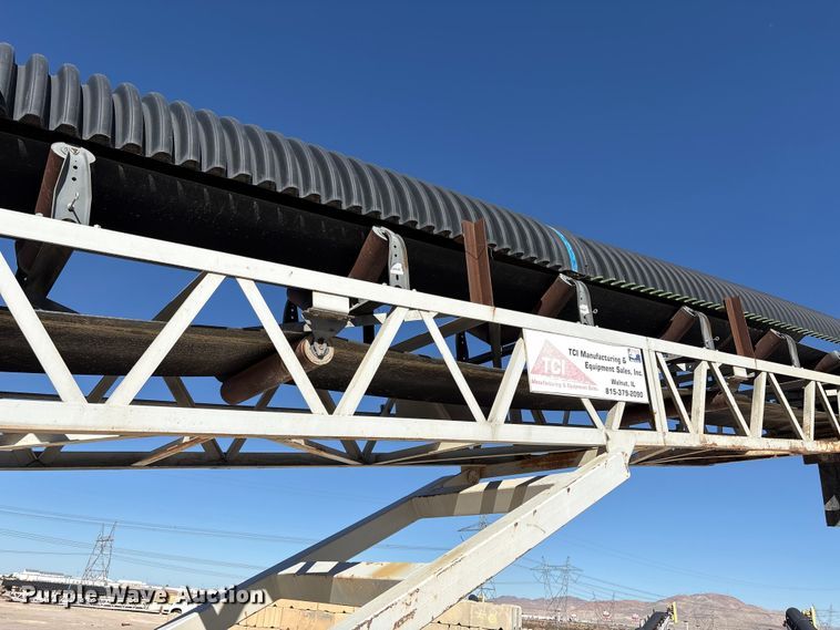 image for item EA7971 2017 TCI 30 X 60 RDS radial stacking conveyor