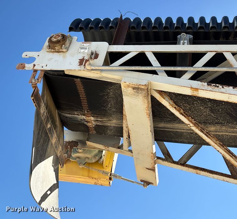 image for item EA7971 2017 TCI 30 X 60 RDS radial stacking conveyor