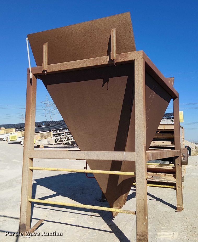 image for item EA7974  Input hopper