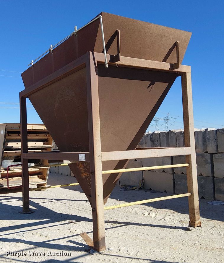 image for item EA7974  Input hopper