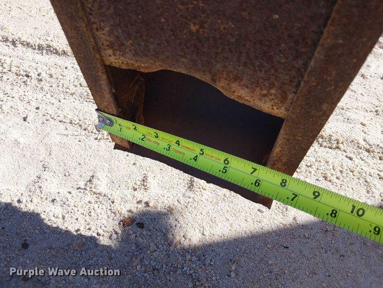 image for item EA7974  Input hopper