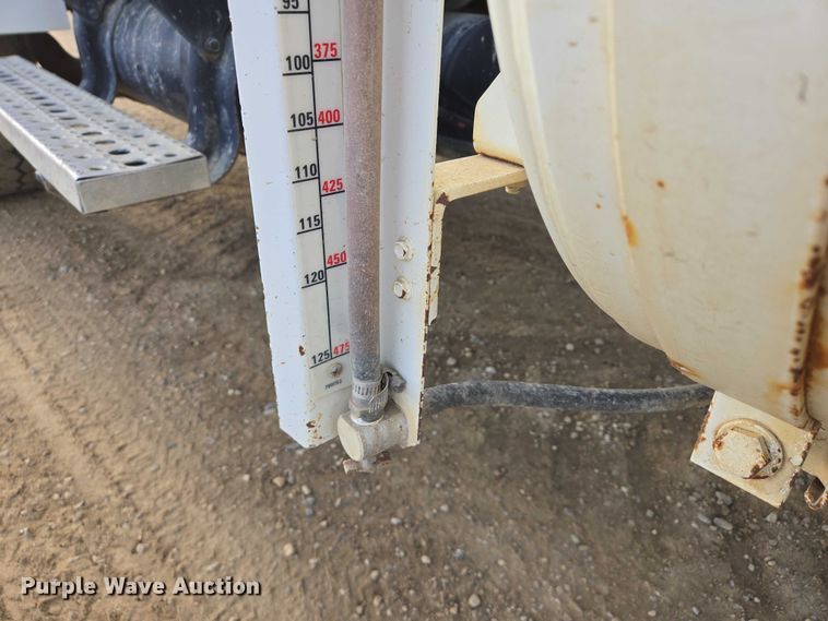 image for item EB1153 2007 Sterling L8500 ready mix truck