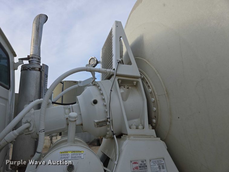 image for item EB1153 2007 Sterling L8500 ready mix truck