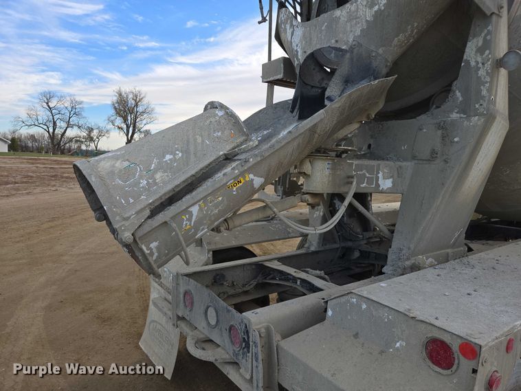 image for item EB1153 2007 Sterling L8500 ready mix truck