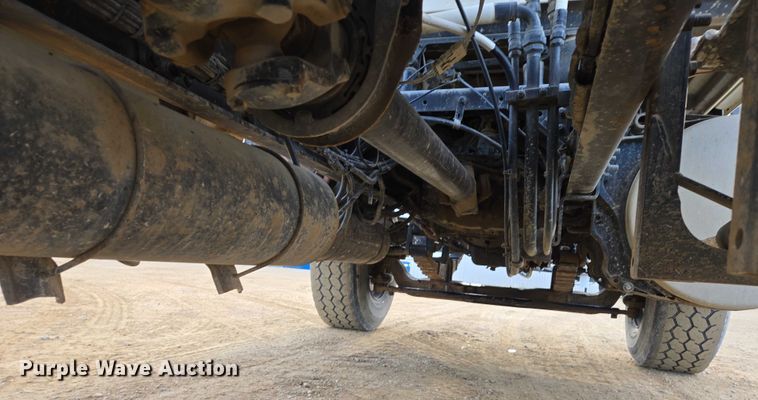 image for item EB1153 2007 Sterling L8500 ready mix truck