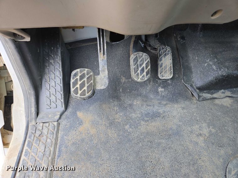 image for item EB1153 2007 Sterling L8500 ready mix truck