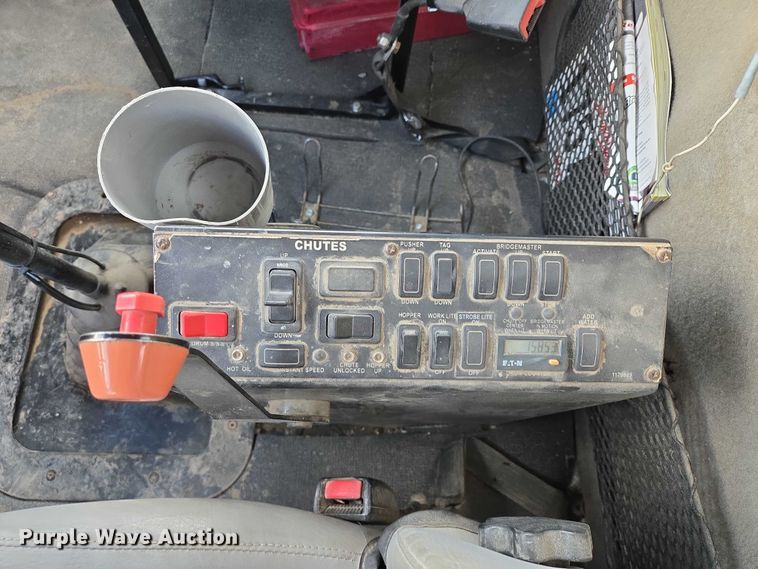 image for item EB1153 2007 Sterling L8500 ready mix truck