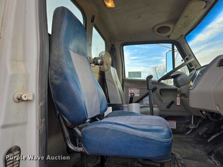 image for item EB1153 2007 Sterling L8500 ready mix truck